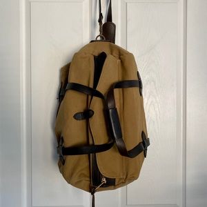 Filson Medium Rugged Twill Duffle Bag